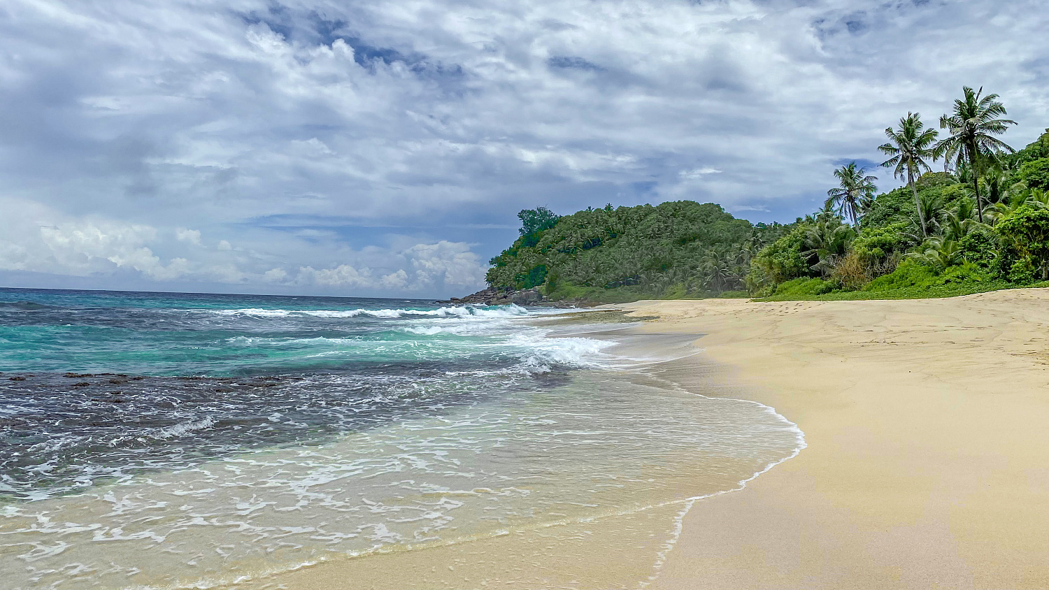 Discover Police Bay Beach: Seychelles’ Secluded Tropical Paradise